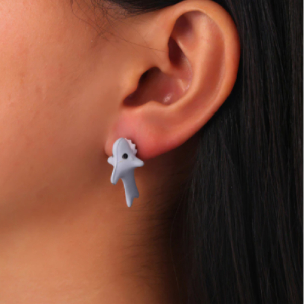 Pendientes de niña de tiburón