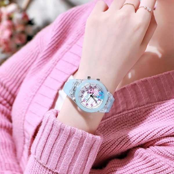 Reloj de cuarzo azul Snow Queen para niña