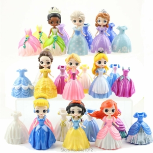 Figurita de princesa con vestidos intercambiables para niñas multicolor