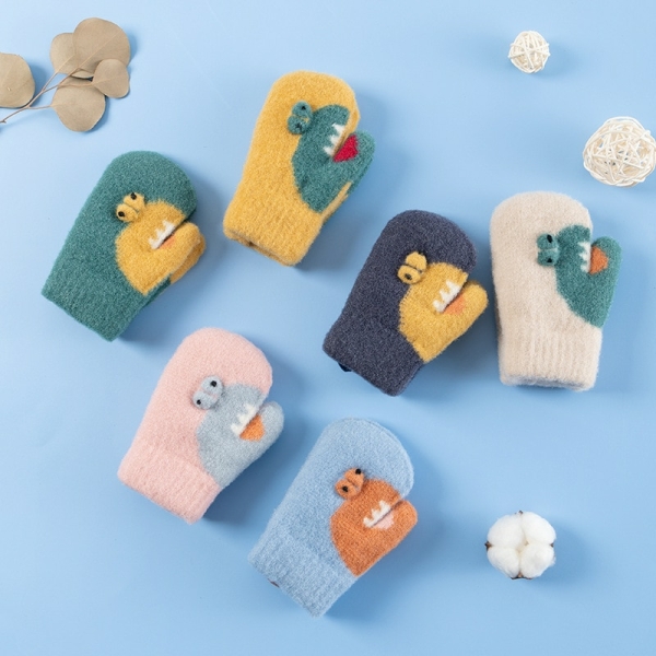 Cálidos guantes de invierno de dibujos animados para niñas en varios colores