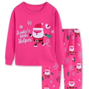 Camiseta y pantalón rosa con estampado de Papá Noel