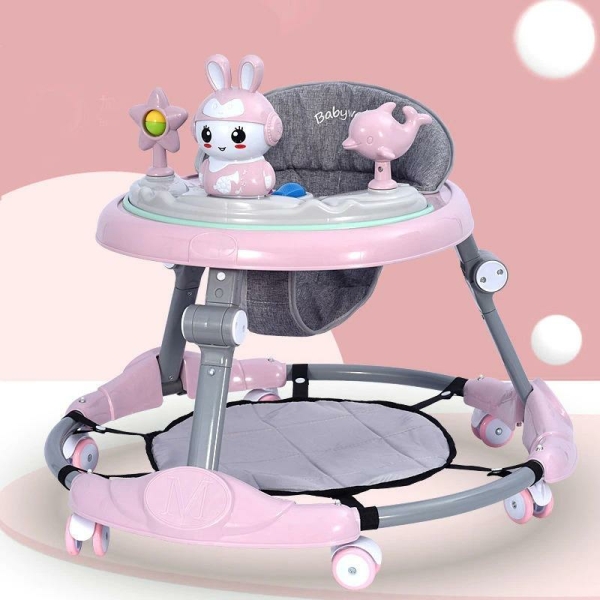 Andador rosa y gris con juguetes en la bandeja delantera