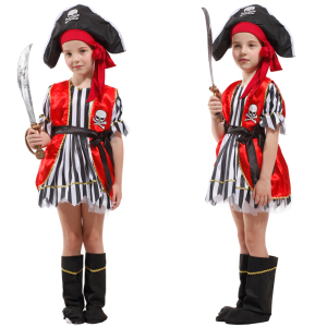 Pequeño disfraz de pirata vestido a rayas para niñas con fondo blanco